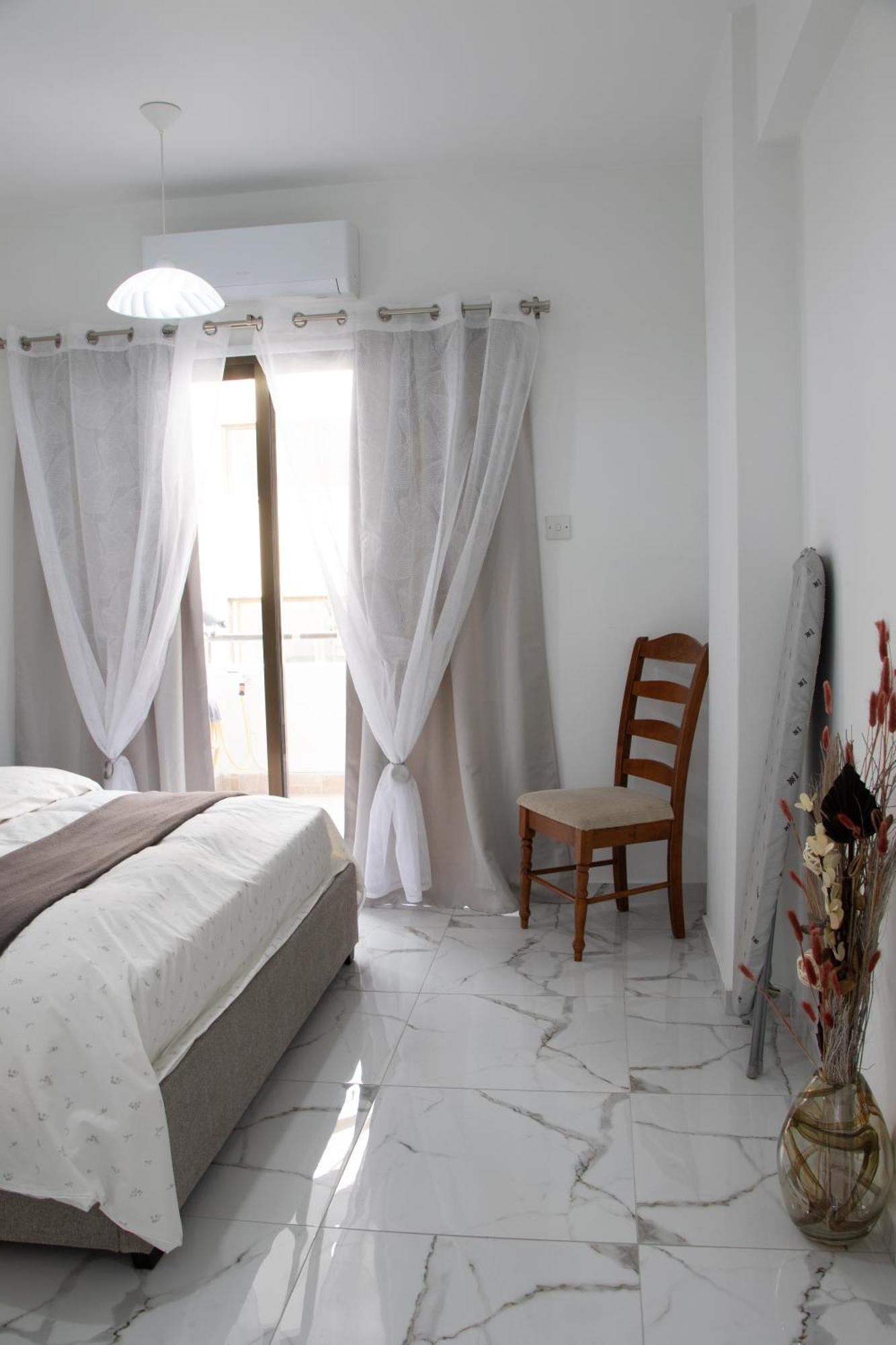 Apartment,Near The Beach Pinikoudes Larnaca Dış mekan fotoğraf