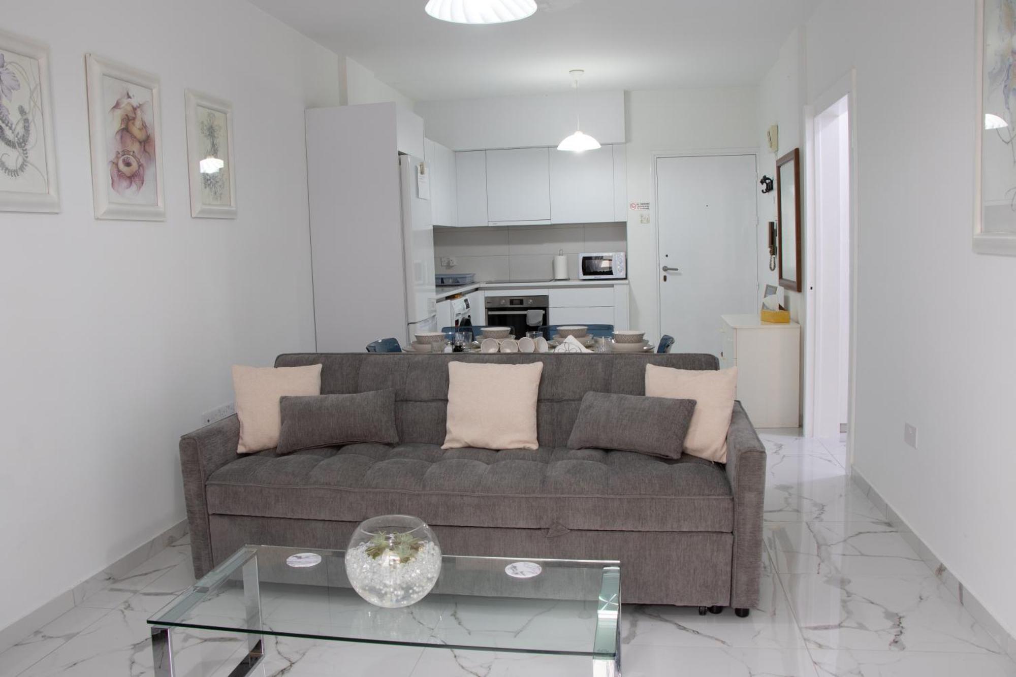 Apartment,Near The Beach Pinikoudes Larnaca Dış mekan fotoğraf