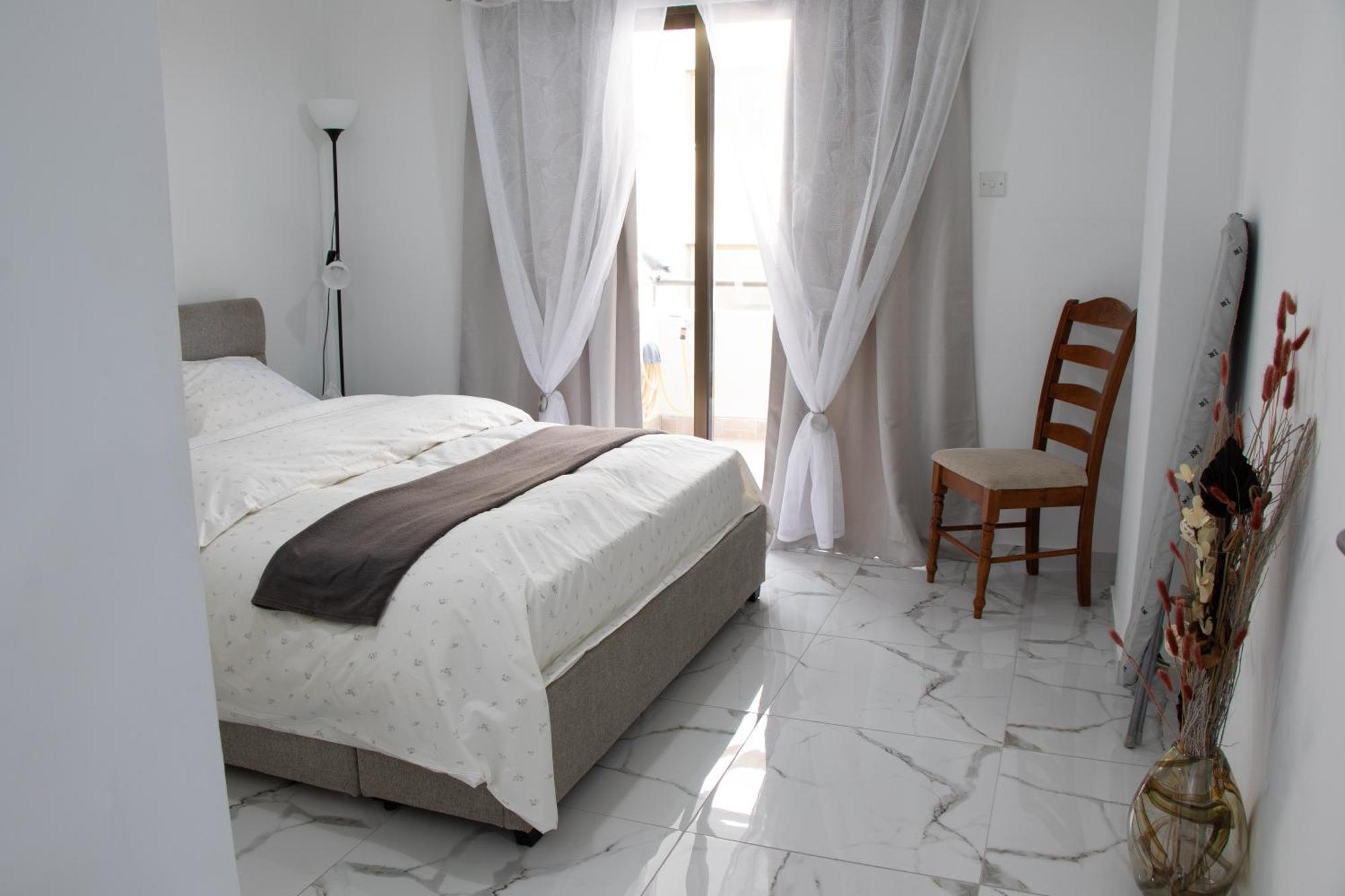 Apartment,Near The Beach Pinikoudes Larnaca Dış mekan fotoğraf